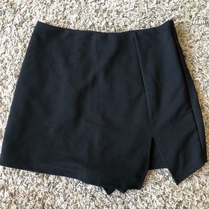 SHEIN black skort